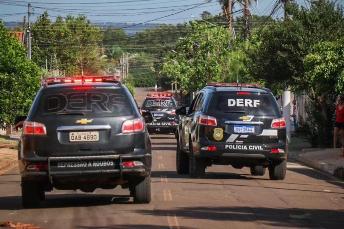 Polícia Civil prende em flagrante criminoso que estaria abrigando grupo responsável por roubos com armas de fogo em Campo Grande