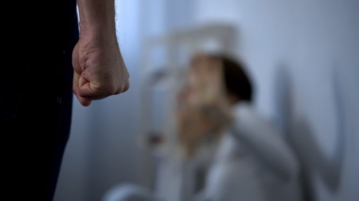 Uma em cada quatro mulheres diz ter sofrido algum tipo de violência no último ano no Brasil - (Foto: Depositphotos)