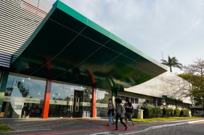Bolsas da Udesc terão maior aumento da história após os reajustes de Capes e CNPq
