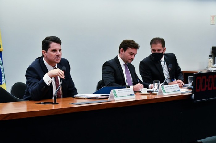 Marcos do Val é confirmado relator da LDO 2023