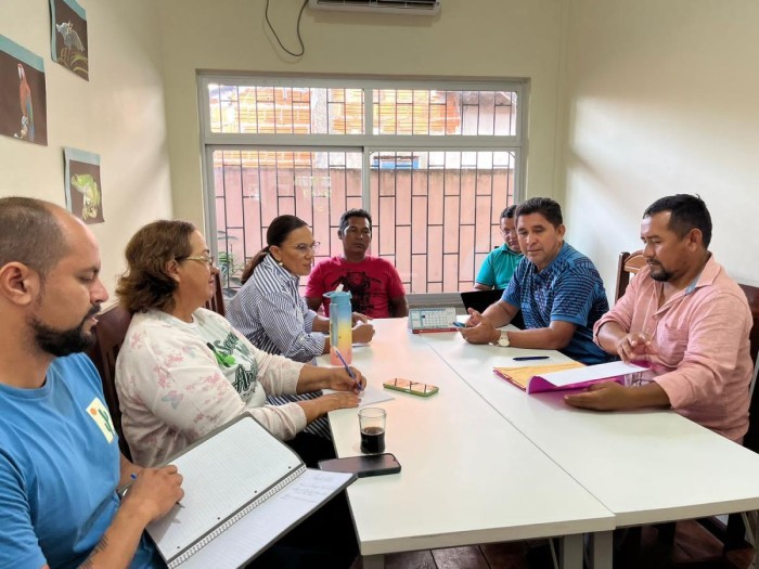Sedema e IPAAM começam a discutir Acordo de Pesca para região do Mocambo 