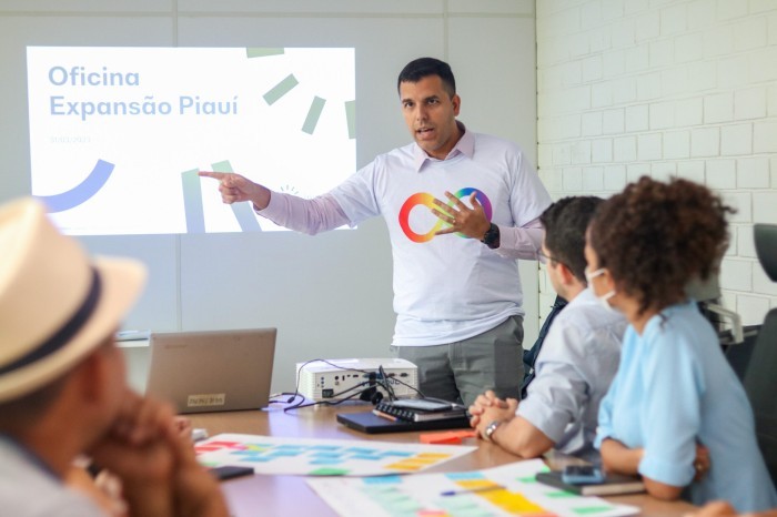 Seduc e institutos planejam modelo pedagógico que será adotado nas escolas de tempo integral