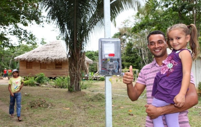 Luz para Todos já atendeu 17 milhões de pessoas; 1 milhão de residências ainda não têm eletricidade - (Foto: Divulgação/Agência de Notícias do Acre)
