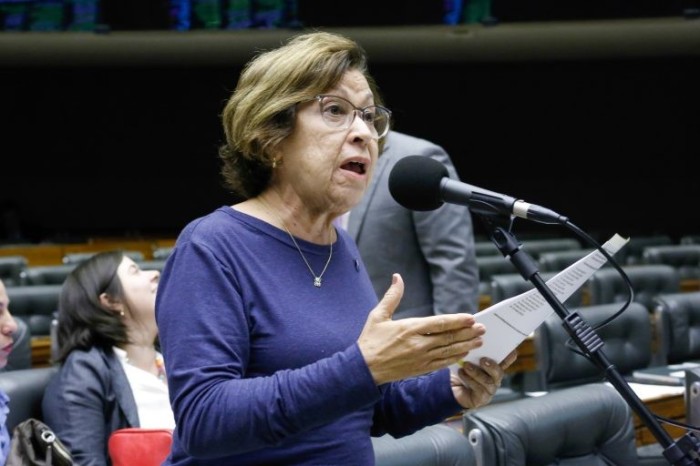 Lídice da Mata optou tornar a regra fixa, independentemente do motivo da calamidade pública - (Foto: Elaine Menke/Câmara do Deputados)