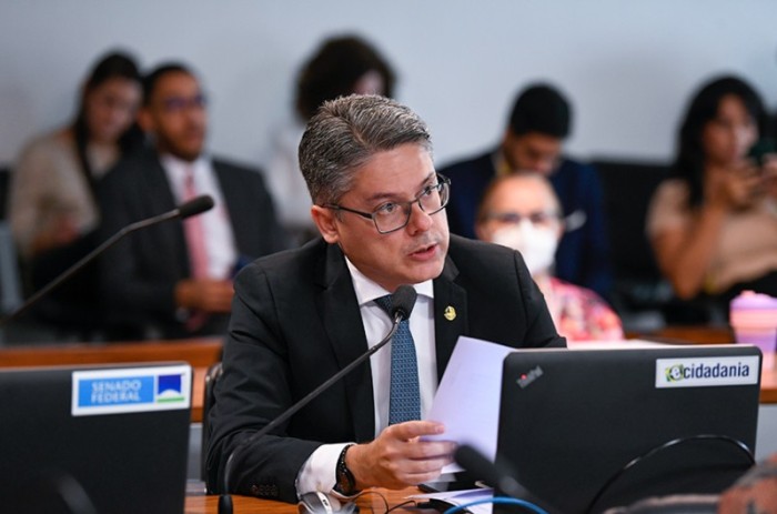 Projeto que facilita localização de doador de medula é aprovado pela CAS