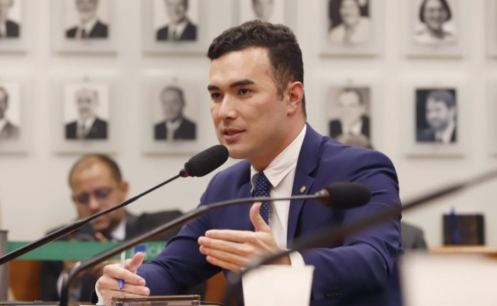 Pedro Ahiara disse que objetivo é pressionar municípios a adotarem plano de proteção - (Foto: Gilmar Félix / Câmara dos Deputados)