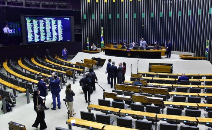 Sessão do Plenário da Câmara dos Deputados - (Foto: Zeca Ribeiro/Câmara dos Deputados)