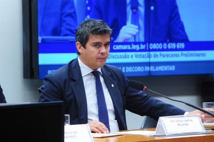 Comissão aprova projeto que fixa prazo máximo de 30 dias para pagamento do salário-maternidade