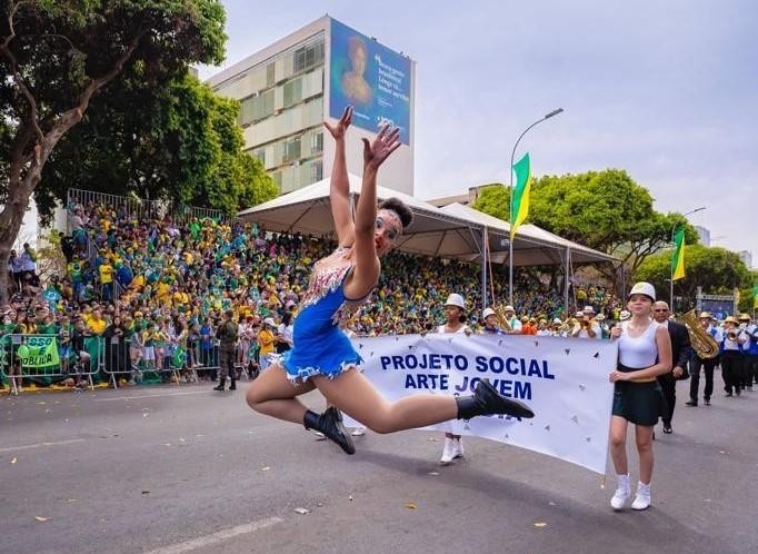 Estudantes do DF se preparam para o desfile de 7 de Setembro