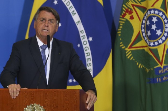 Presidente critica decisão do STF que mantém cassação de deputado