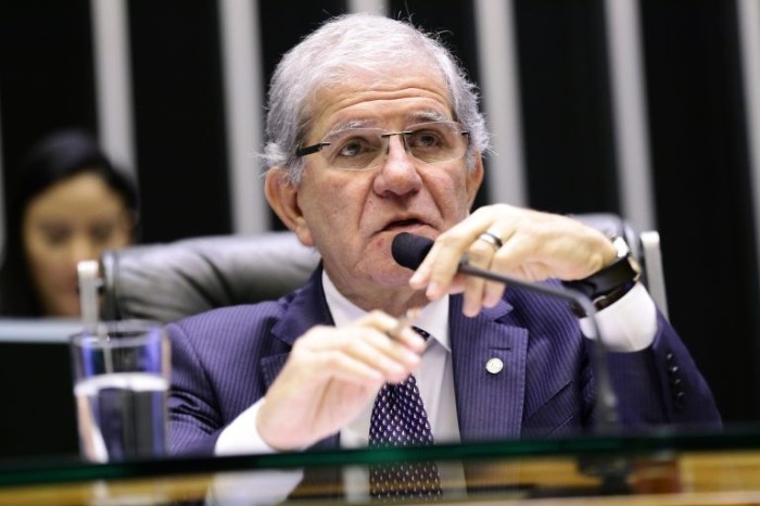 Projeto institui política de formação de professores da educação básica