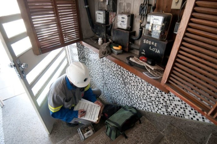 Comissão de Defesa do Consumidor debate reajustes dos preços da energia elétrica