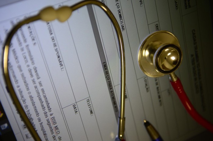 Beneficiários de planos médico-hospitalares aumentam 3,18%, em abril