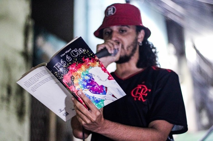 Funcultura: autor de Cariacica lança livro de poemas no Centro Cultural Frei Civitella Del Tronto