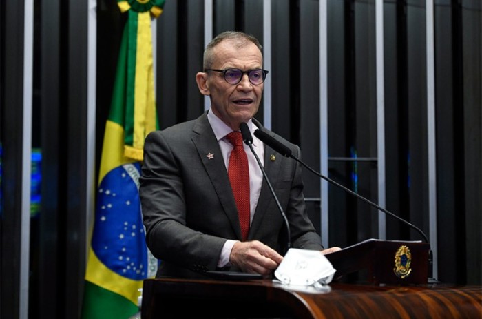 O senador Fabiano Contarato deixou a Rede Sustentabilidade e se filiou ao Partido dos Trabalhadores - Jefferson Rudy/Agência Senado