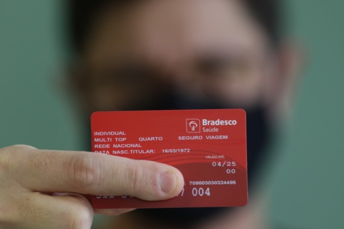 Quase 50% precisaram ajustar orçamento para não perder plano de saúde