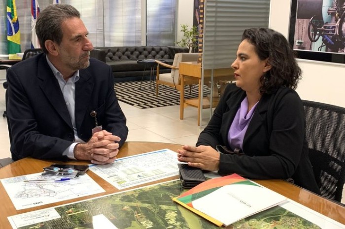 Gleice Jane visita Itaipu Binacional: água para indígenas e políticas regionais em foco