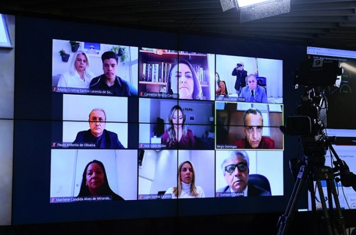 O senador Izalci Lucas sugeriu a sessão especial em homenagem aos profissionais que atuam para garantir segurança e cuidado a crianças e adolescentes