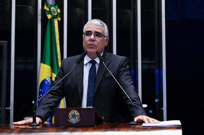 Girão critica decisão que fez Sergio Moro virar réu em ação do PT