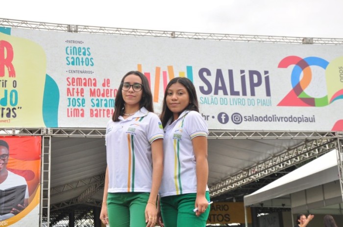 Seduc faz entrega de 5 mil cheques-livros nesta sexta no SALIPI