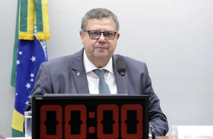 Colegiado aprovou texto apresentado por Coronel Armando - (Foto: +-'Gustavo Sales/Câmara dos Deputados)