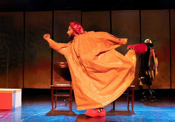 Circo-teatro: Mayron Engel, em 'São as Águas de Março'. Foto: divulgação