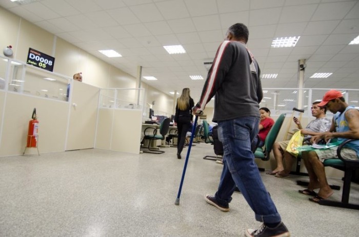 Comissões debatem na terça-feira atrasos na prestação de serviços do INSS