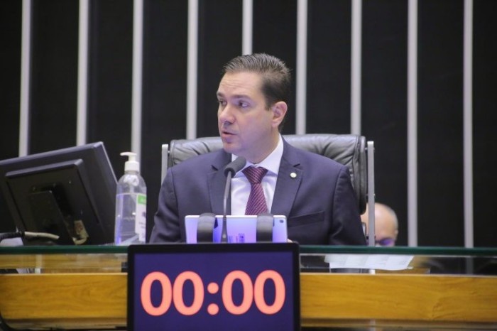 Comissão aprova incentivos para usinas de dessalinização de água marinha na área da Sudene