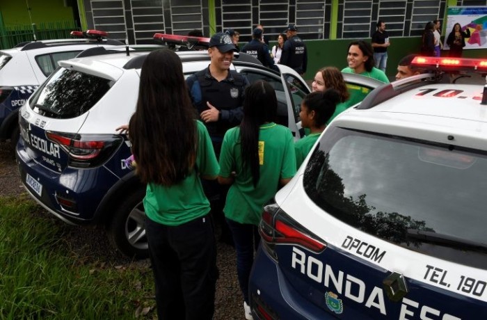 AVALIAAÇÃO E EDIÇÃO Promovendo um ambiente escolar seguro, programa da ronda escolar retorna hoje às escolas estaduais e municipais