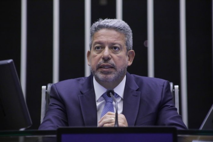 Lira afirma que a Câmara cumpre seu papel de tentar tirar a pressão inflacionária sobre a população