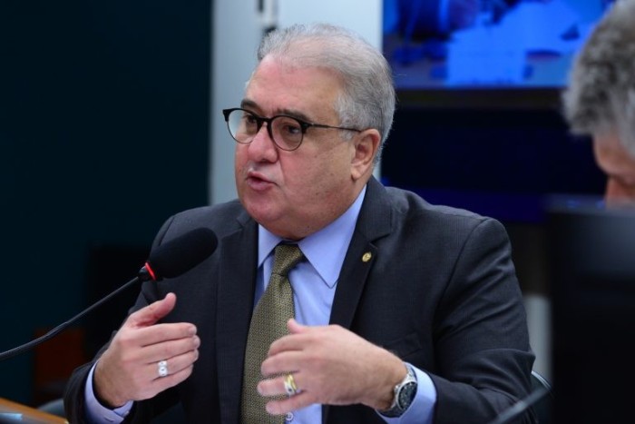 Substitutivo de Coutinho descartou algumas mudanças propostas - (Foto: Billy Boss/Câmara dos Deputados)