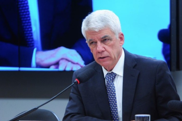Aneel informa que revisão das tarifas de transmissão e distribuição terá período de transição