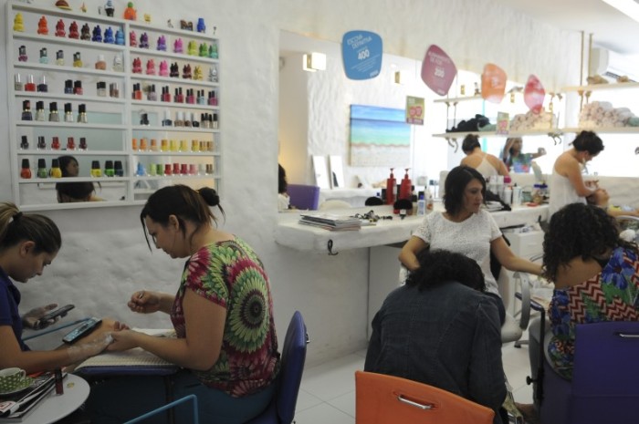 Volume de serviços cresce 0,2% de março para abril, diz IBGE