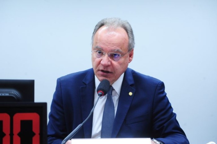 Grupo de trabalho sobre semipresidencialismo debate atribuições de presidente e primeiro-ministro