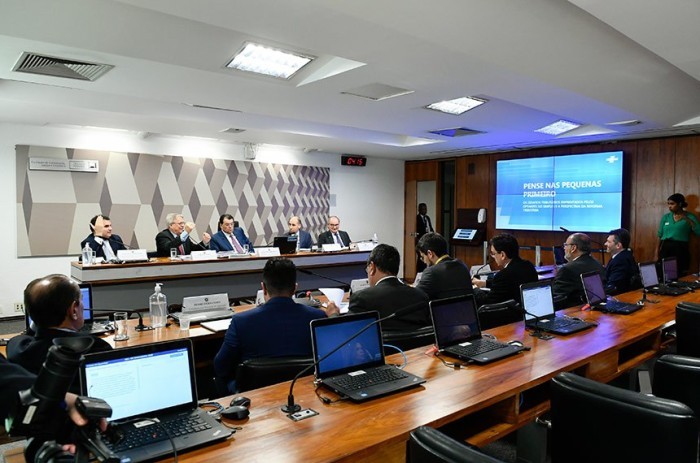 CCJ debate a reforma tributária em audiência pública - Foto: Roque de Sá/Agência Senado