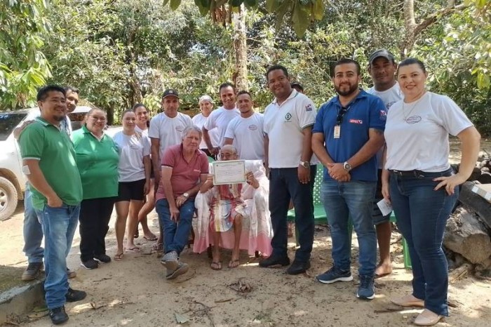 Adepará certifica produtos vegetais, entrega registro para Casa de Farinha e orienta produtores em diferentes municípios