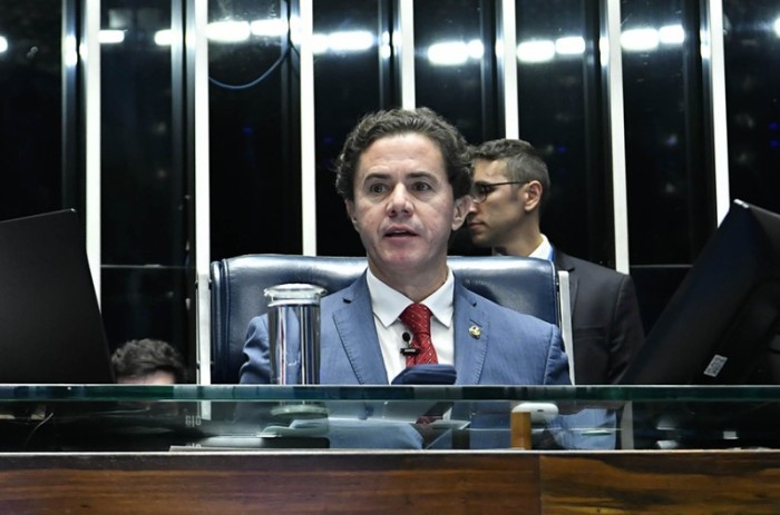 Primeiro-vice-presidente do Senado, Veneziano anuncia o tema na sessão desta quarta - Waldemir Barreto/Agência Senado
