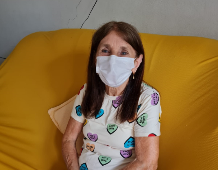 A querida Dona Assunta destaca a importância da vacinação contra a Covid-19