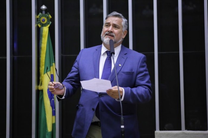 Ministro da Secretaria de Comunicação Social da Presidência, Paulo Pimenta - (Foto: Michel Jesus/Câmara dos Deputados)