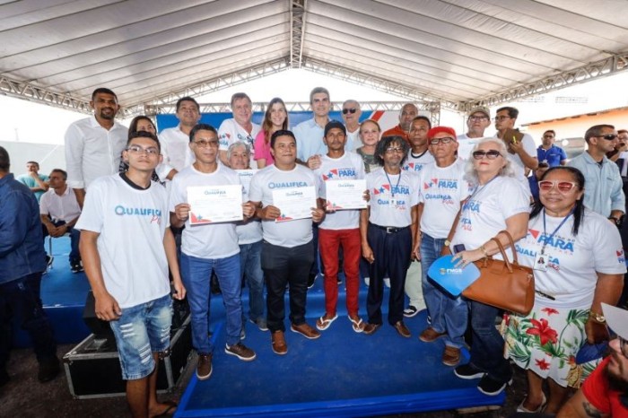 Em Castanhal, Governo certifica alunos do Programa Qualifica Pará 