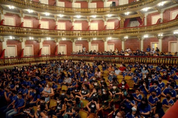 'Concertos Didáticos' leva cerca de 600 alunos da rede pública estadual ao Theatro da Paz