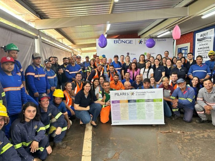 Coordenadora de Políticas Públicas LGBTQIANP+ faz palestra sobre inclusão e diversidade na Bunge Alimentos S/A
