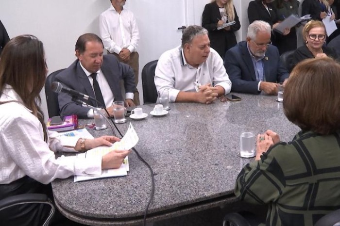 Fazendo Arte tem ciência, empreendedorismo, muralismo e concurso de redação