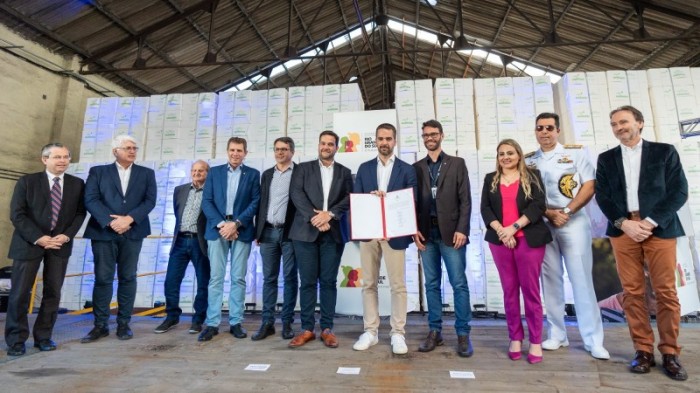 O objetivo da obra é manter a eficiência do calado operacional e trazer segurança às operações de entrada e saída de navios -Foto: Maurício Tonetto/Secom