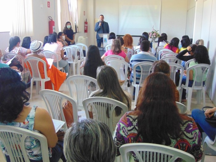 Secretaria de Educação promove capacitação de gestores na área da alimentação escolar