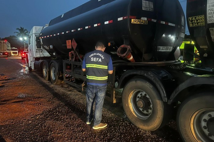 Sefa apreende 13 mil litros de diesel e aparelhos eletrônicos com diversas irregularidades