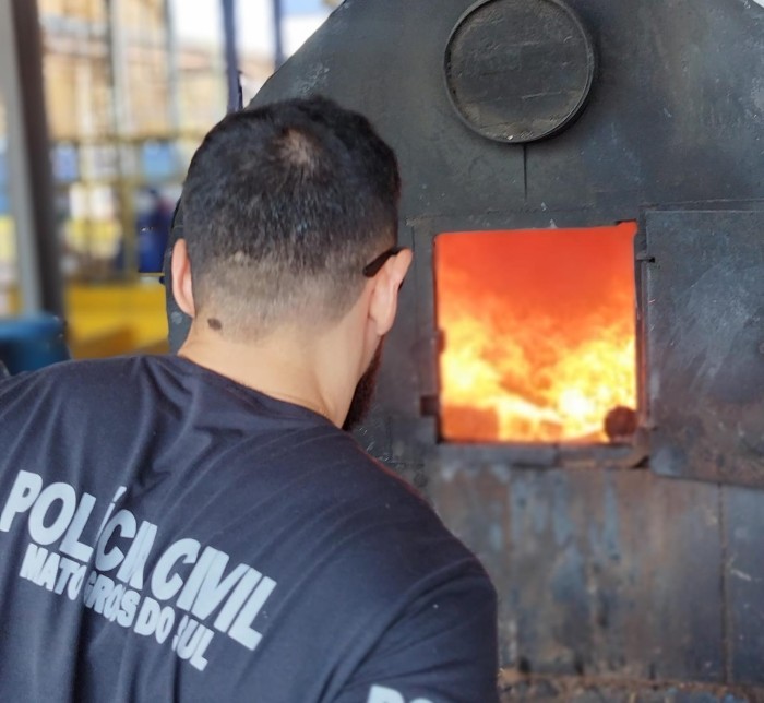 Polícia Civil incinera mais de 5 toneladas de drogas em Bataguassu