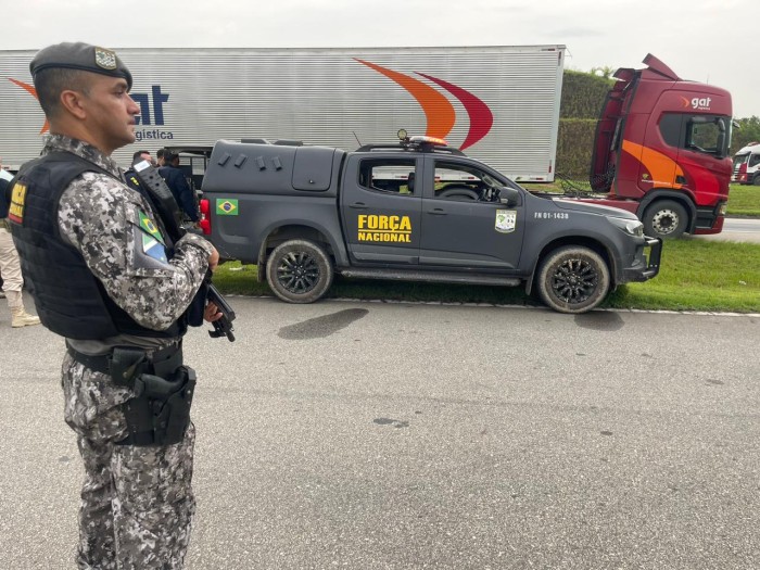 Equipe de Policiais Militares de MS atuantes na Força Nacional, prende indivíduo no RJ após tentativa de roubo de carga