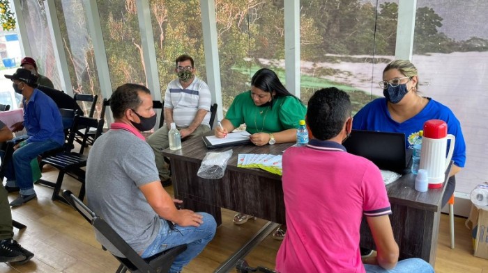 Atendimentos do governo chegam a Feijó com a Carreta Ambiental