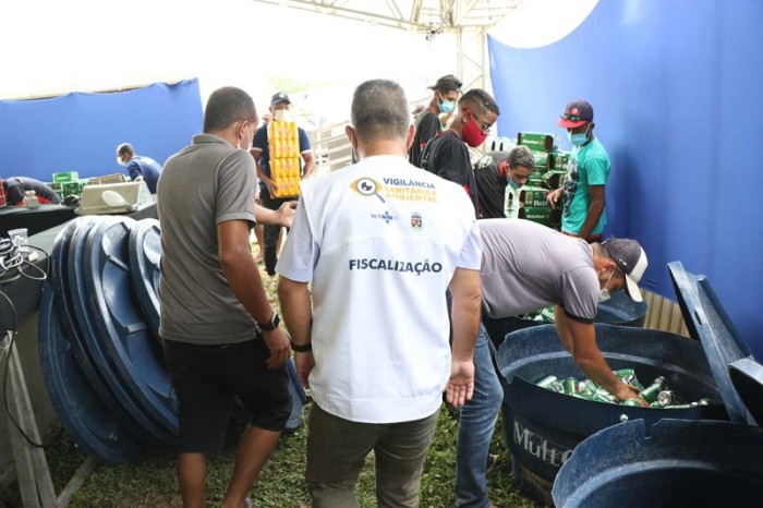Vigilância Sanitária interdita um estabelecimento e notifica outros dez por irregularidades no fim de semana